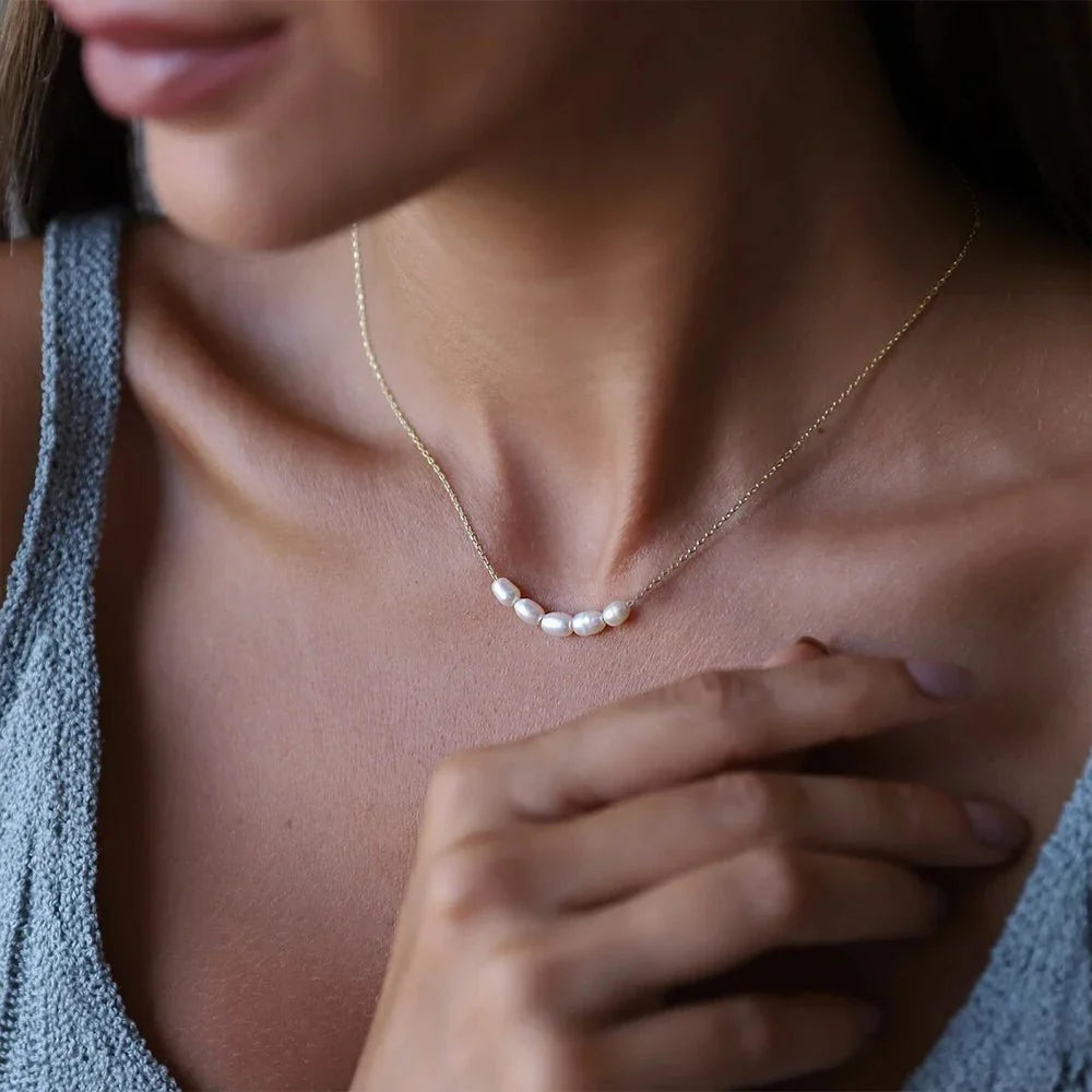 BowLift | Dainty Strung Beaded Chain Necklace