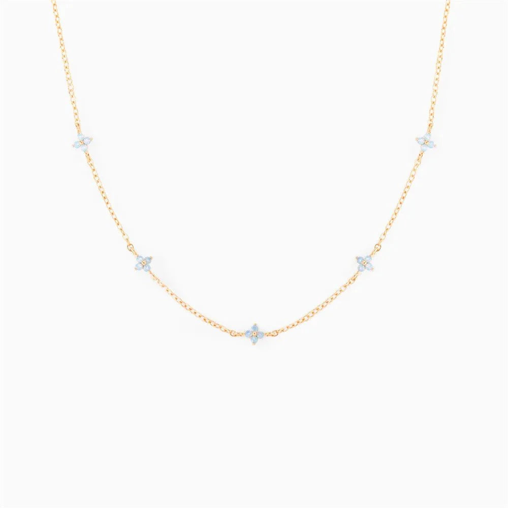 BowLift | Dainty Tiny Flowers Necklace