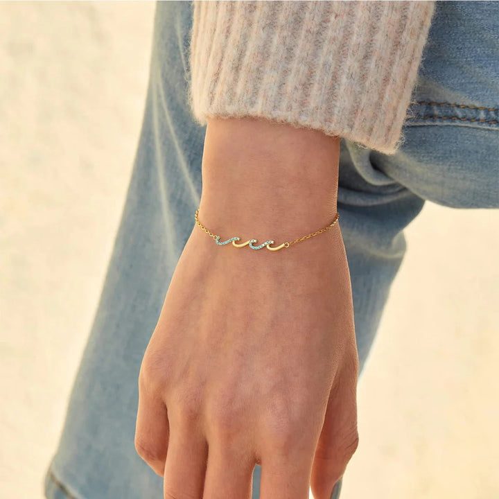BowLift | Dainty Wave Bracelet