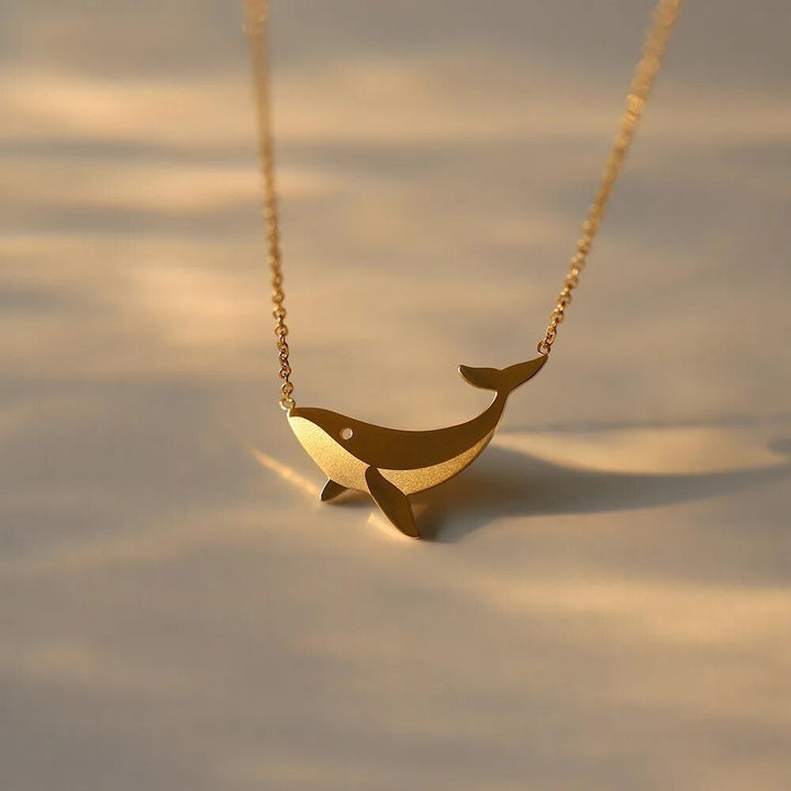 BowLift | Dainty Whale Necklace