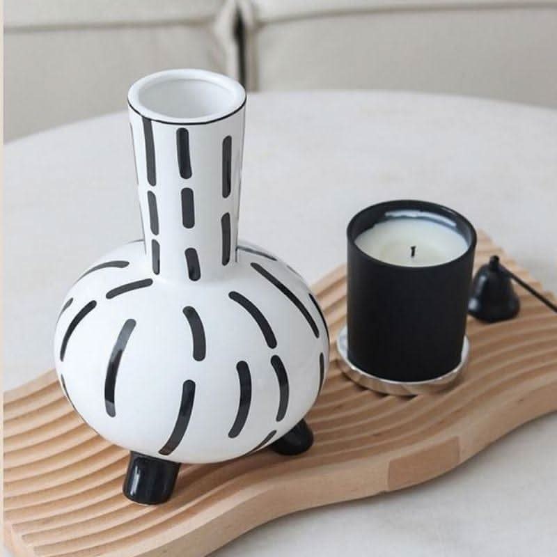 BowLift | HANAMI – Elegant ceramic vase for stylish spaces