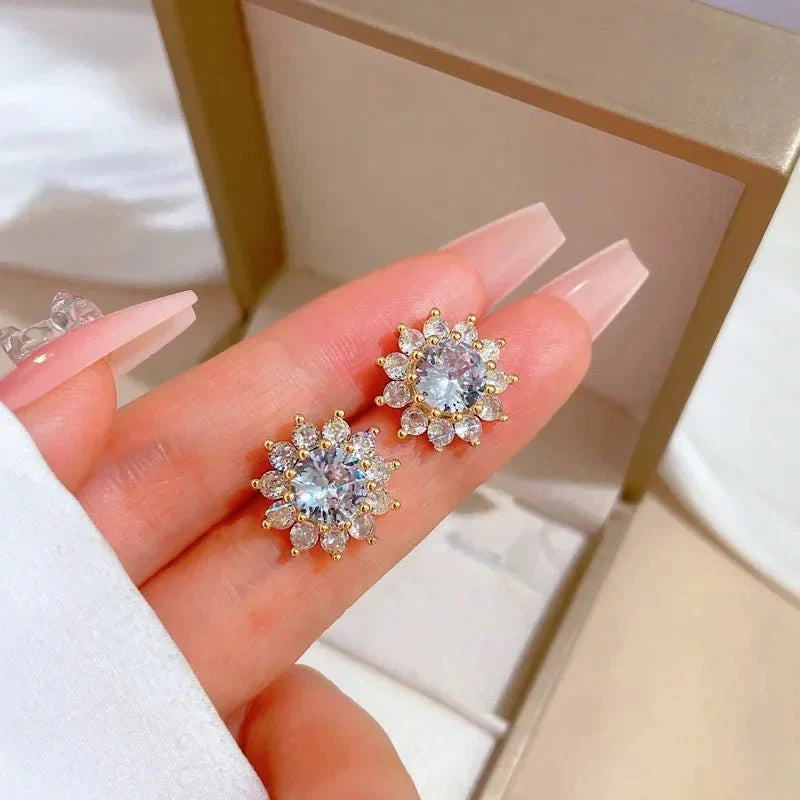 BowLift | Dazzling Sunflower Floral Necklace and Earrings