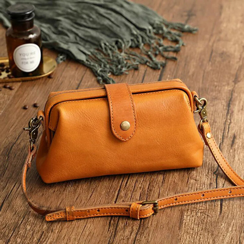 Norvella Shoulder Bag of Structured Imitation Leather for Women | Bowlift
