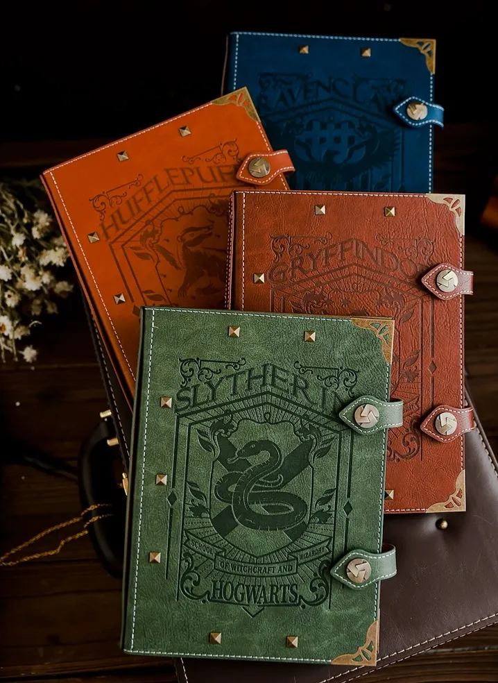 BowLift | Hogwarts Handbook Notebook Grimoire