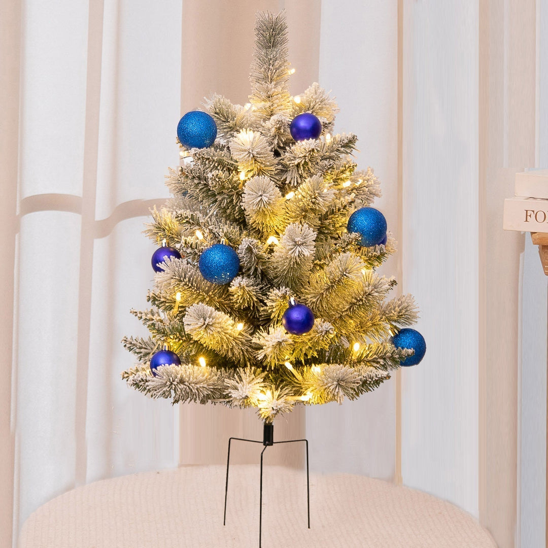 BowLift | Christmas urn decoration with LED lights | Realistic pine branches & berries | Indoor and outdoor