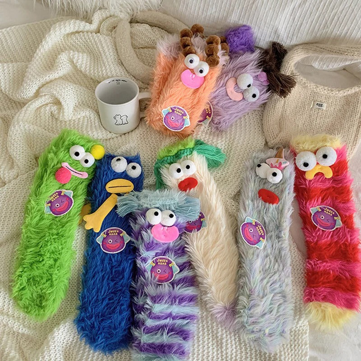 Cozy & fun plush socks | Bowlift
