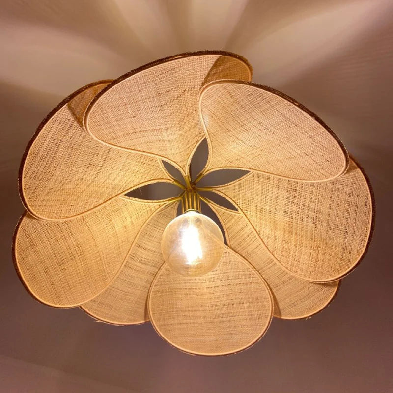 Stylish Flower-Shaped Pendant Lamp - Petalume | Bowlift