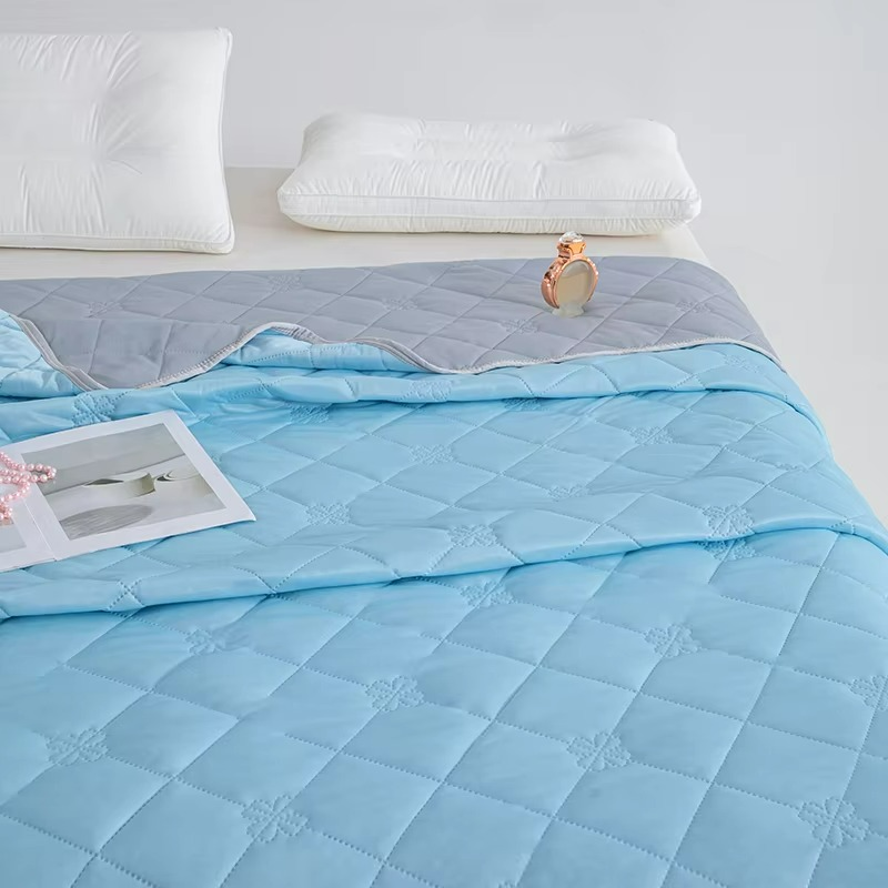 BowLift | Summer Comforter for Air-Conditioned Rooms Breathable and Soft