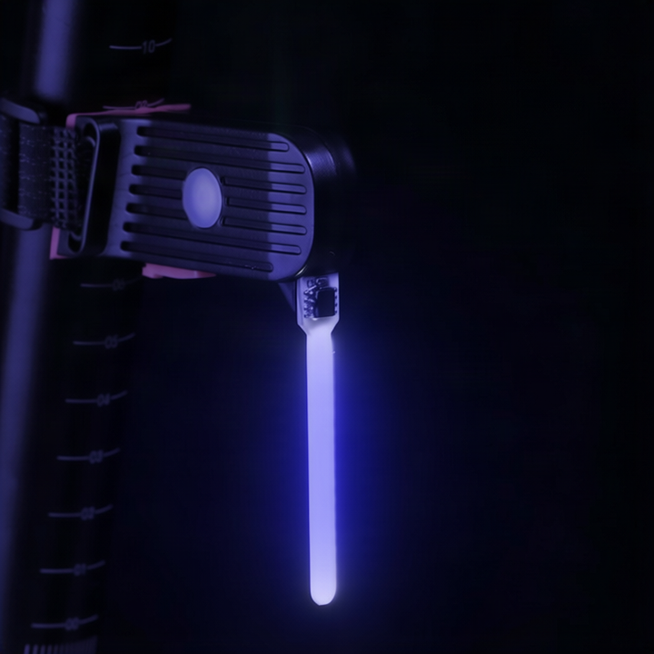 Bicycle rear light with flowing light effect, USB-C