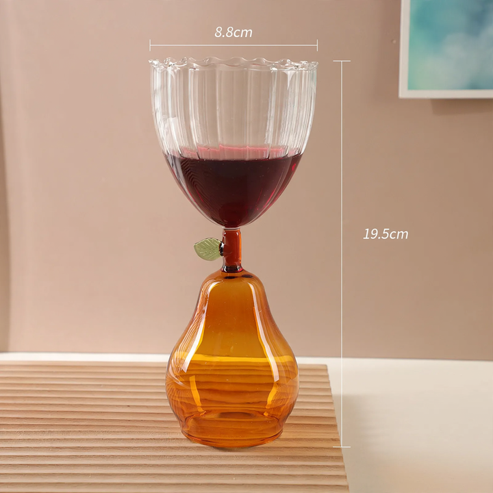 Wine glass, 601–700 ml, spherical shape