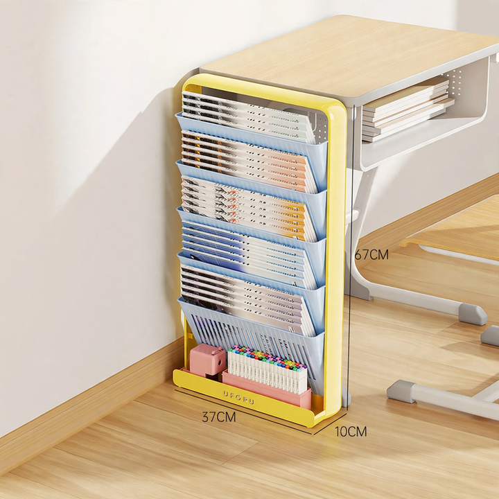 Standing shelf, multi-layered, plastic, movable
