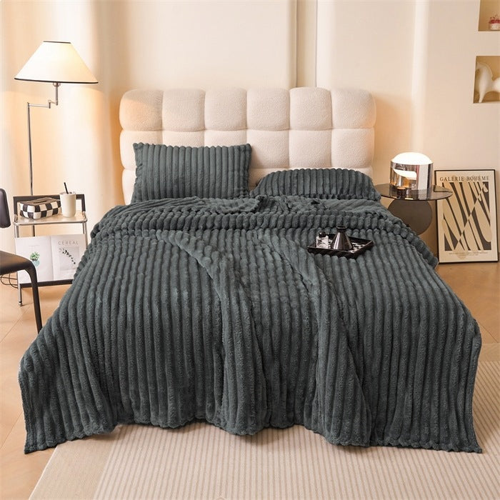 Fleece wool blanket, 800–1000 g, four seasons