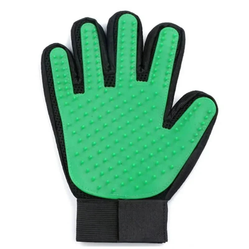 BowLift | PETCAREGLOVE – Gentle Coat Care Glove for Dogs & Cats