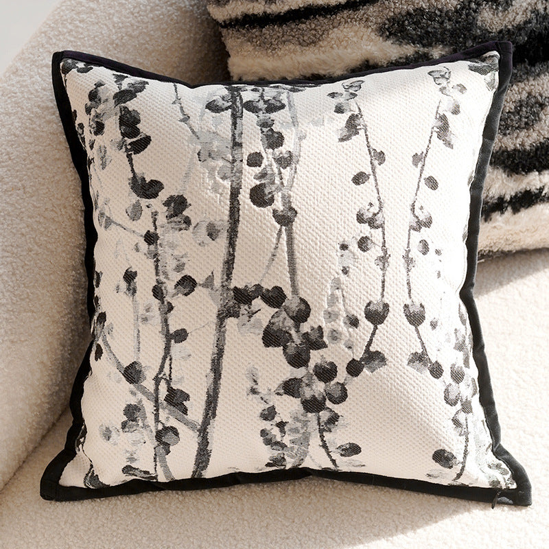Embroidered pillowcase in Chinese style, linen