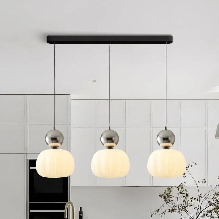 BowLift | Art Deco Pendant Lamp in Cream Shade – Style and Sophistication