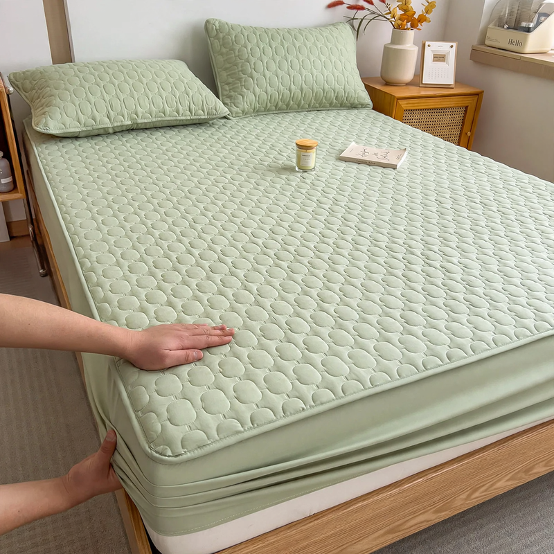 Fitted sheet, synthetic, padded