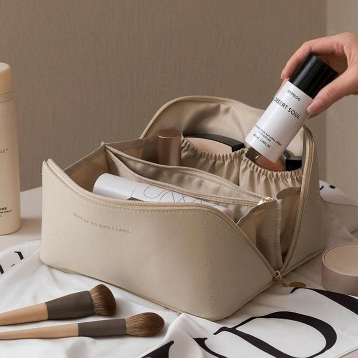 BowLift | Luxurious cosmetic bag