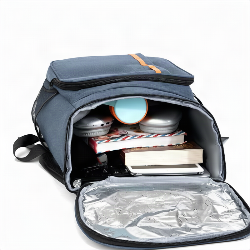 Insulated backpack with aluminum lining, portable