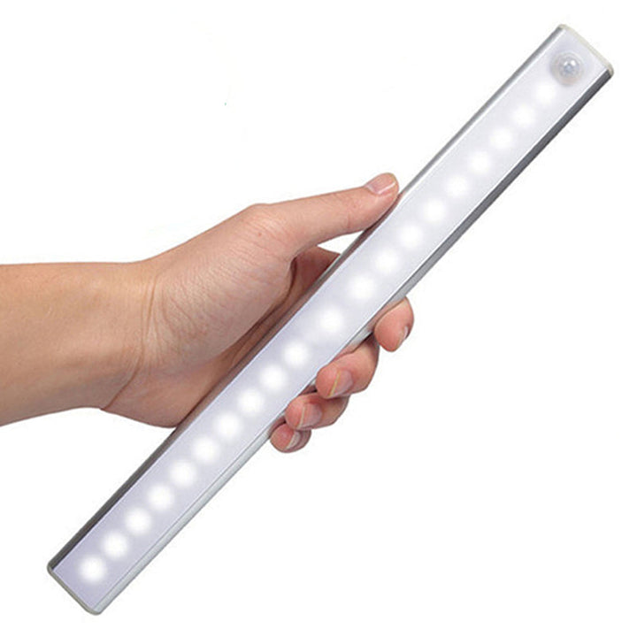 WIRELESS LED NIGHT LIGHT WITH MOTION SENSOR AND RECHARGEABLE BATTERY | Bowlift