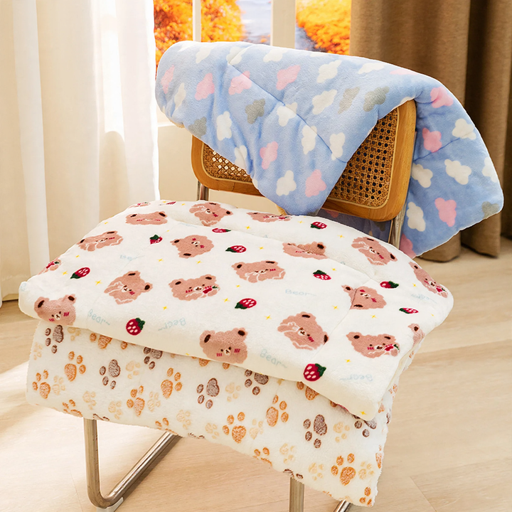 Pet mat made of flannel, warming, different sizes