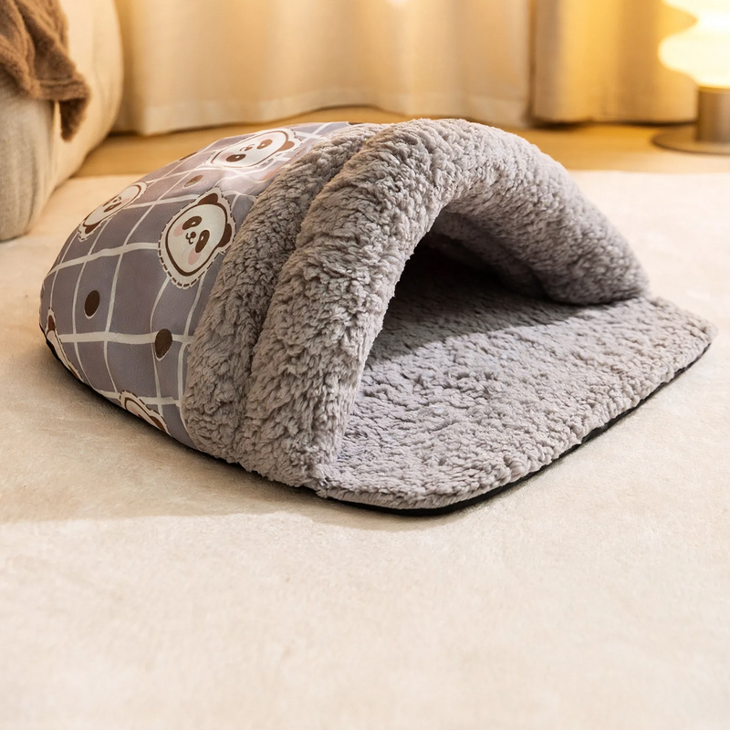 Half-closed pet bed with pillow, polyester