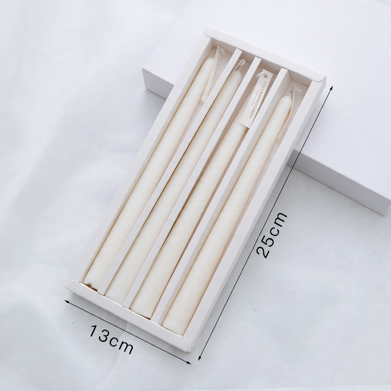 Glass candle holder in Nordic design