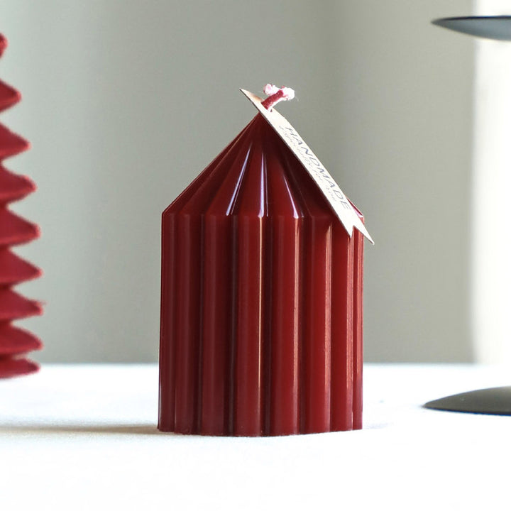 Handmade scented candle made of soy wax, wine red