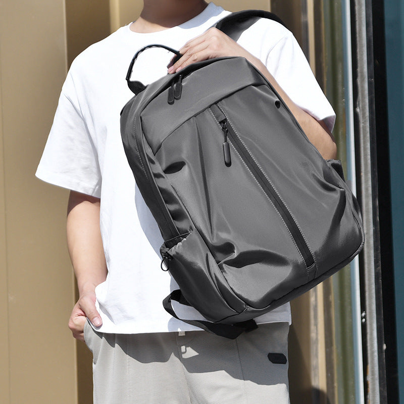 Nylon backpack, 20–35 L, waterproof and shock-absorbing