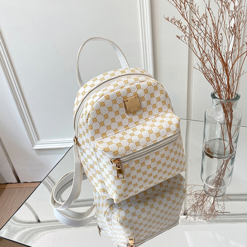 Ladies backpack, water-repellent, fresh design