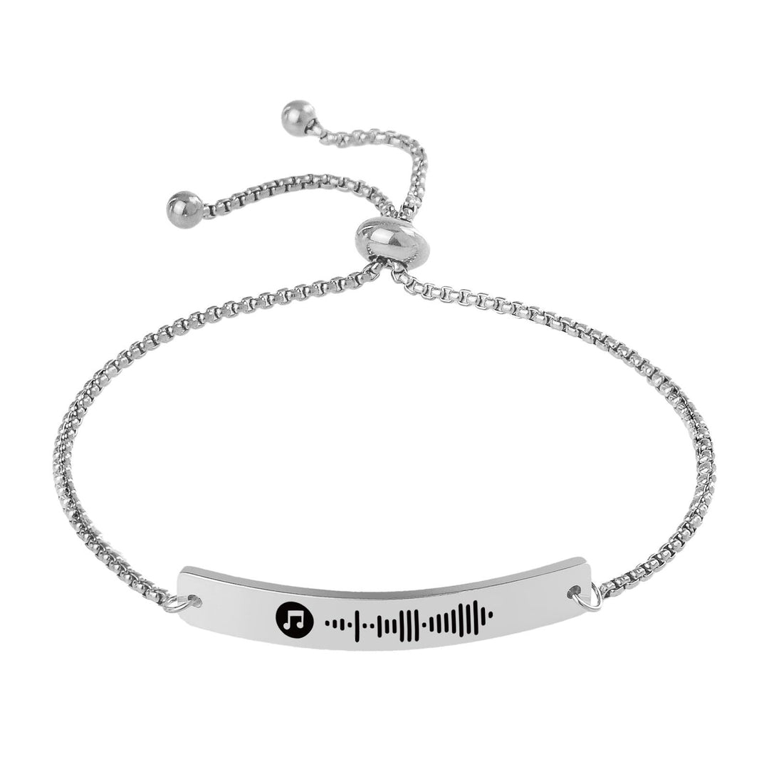 Stainless steel bracelet with geometric design
