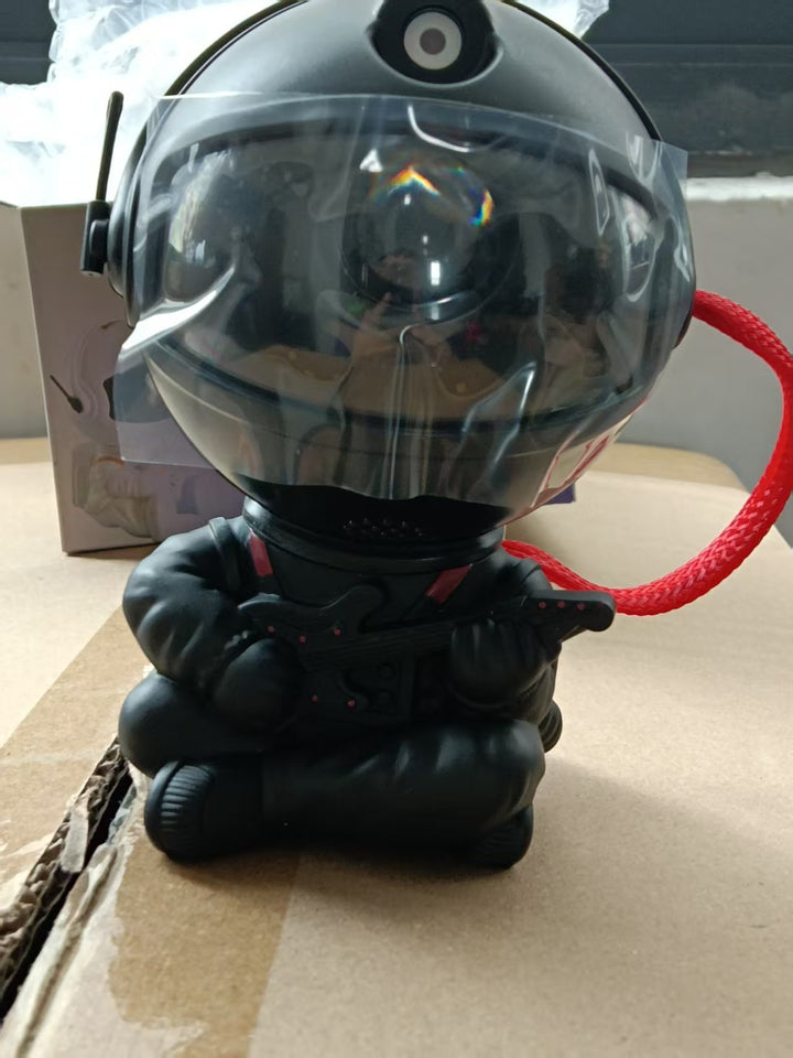 Star projector with astronaut and starry sky