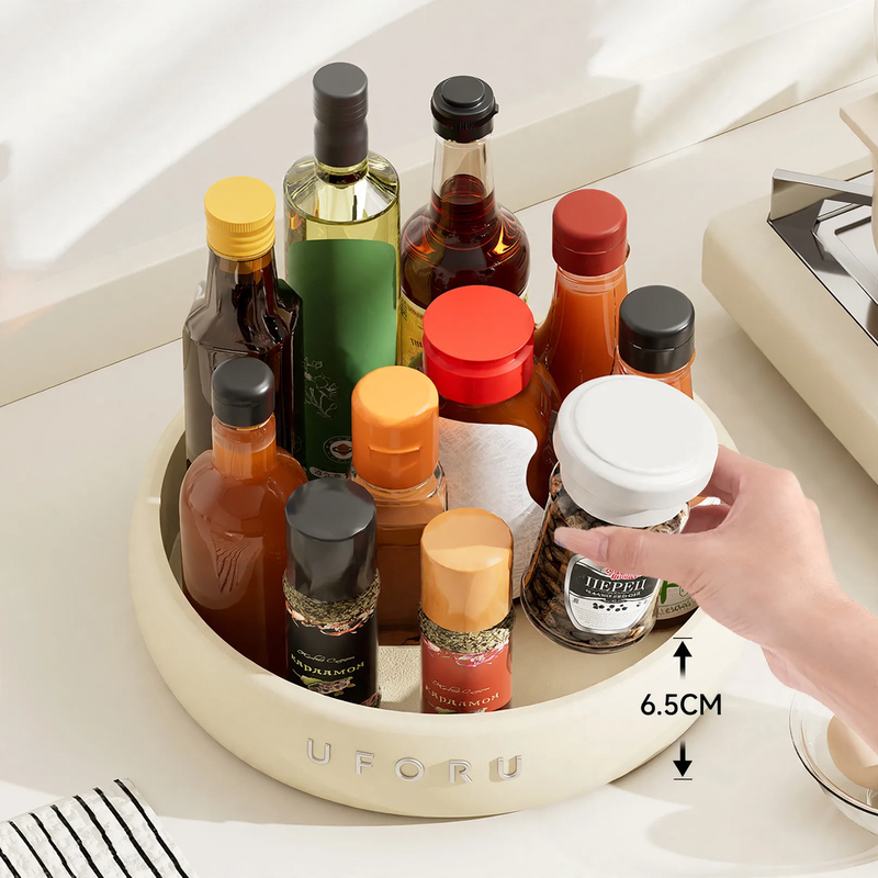 Rotatable spice rack for the kitchen
