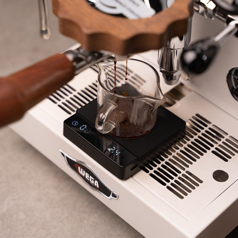 Electronic espresso scale with timer