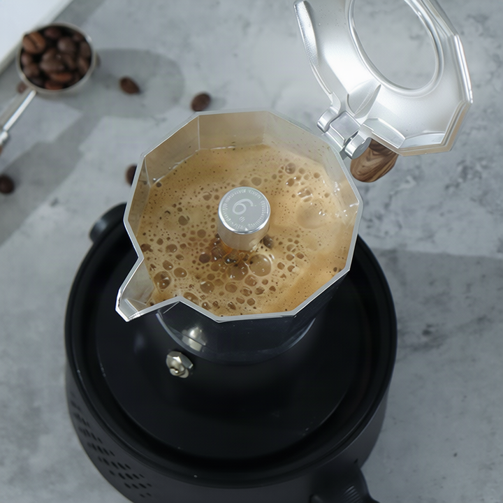 Espresso maker made of stainless steel