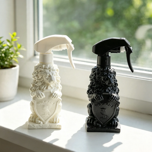 Decorative lion spray bottle for plants