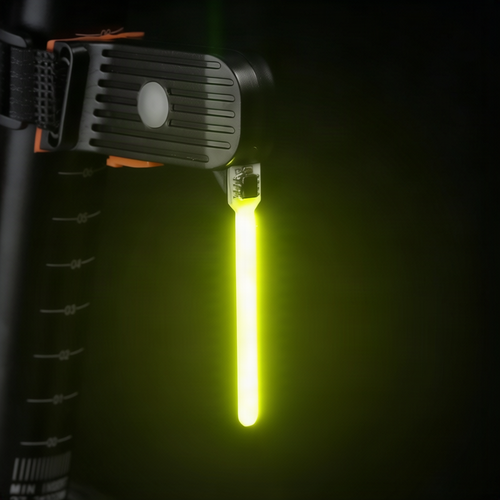 Bicycle rear light with flowing light effect, USB-C