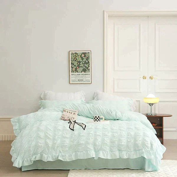 Icy Seersucker Summer Cool Quilt Lace 4-piece Set | Bowlift