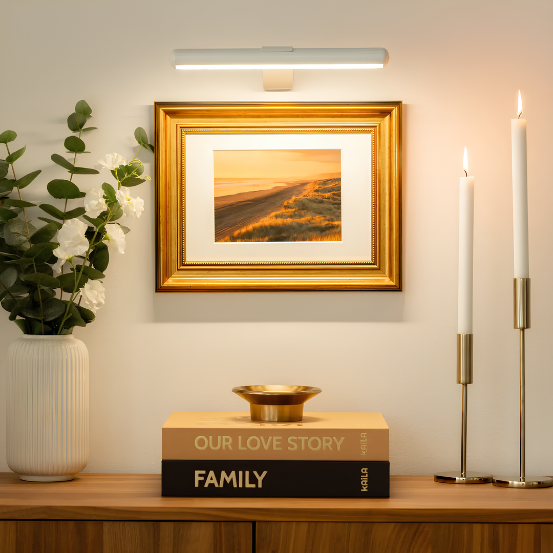 BowLift | Wall lamp with charging function elegant picture lighting