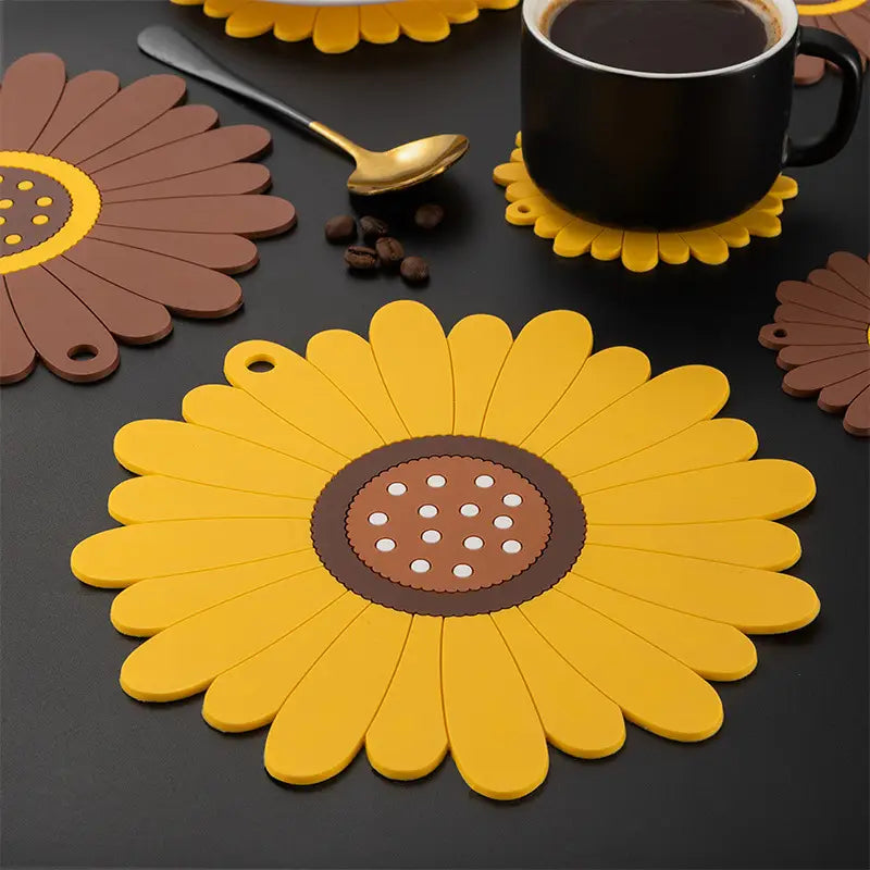 BowLift | PVC Heat Resistant Sunflower Table Mat