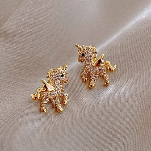 Auroria Earrings – unique unicorn design with cubic zirconia | Bowlift