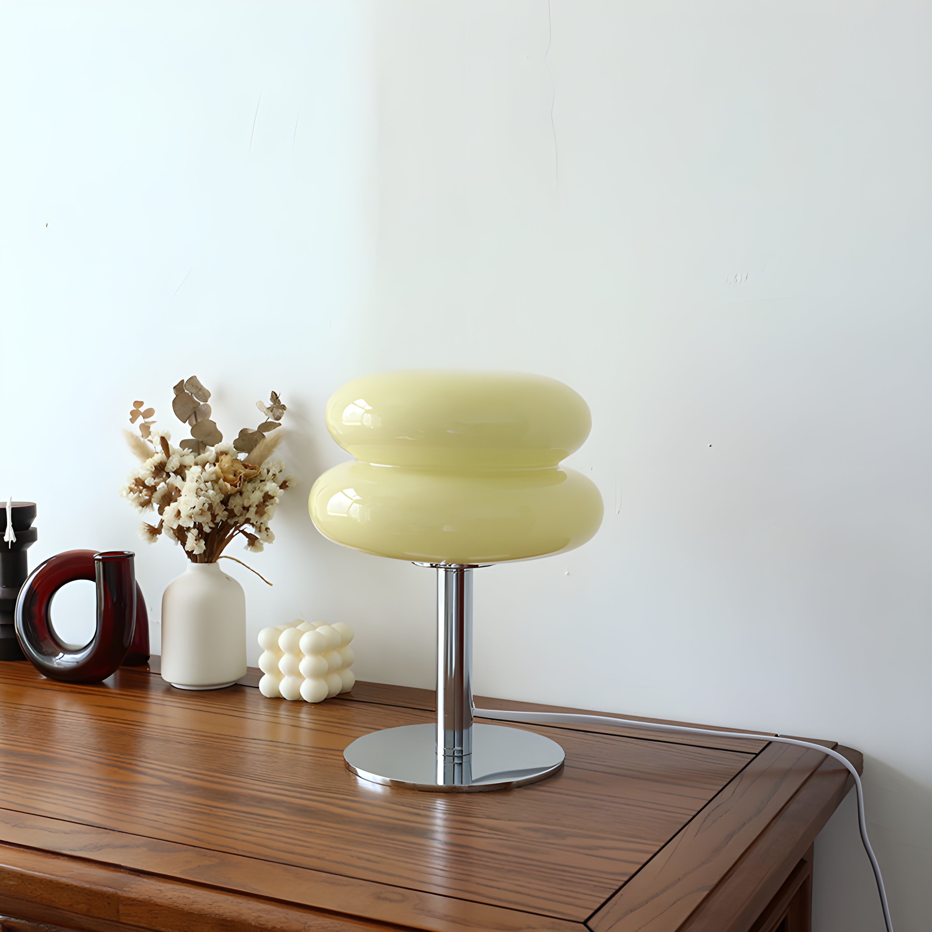 BowLift | Italian Designer Glass Egg Tarts LED Table Lamp