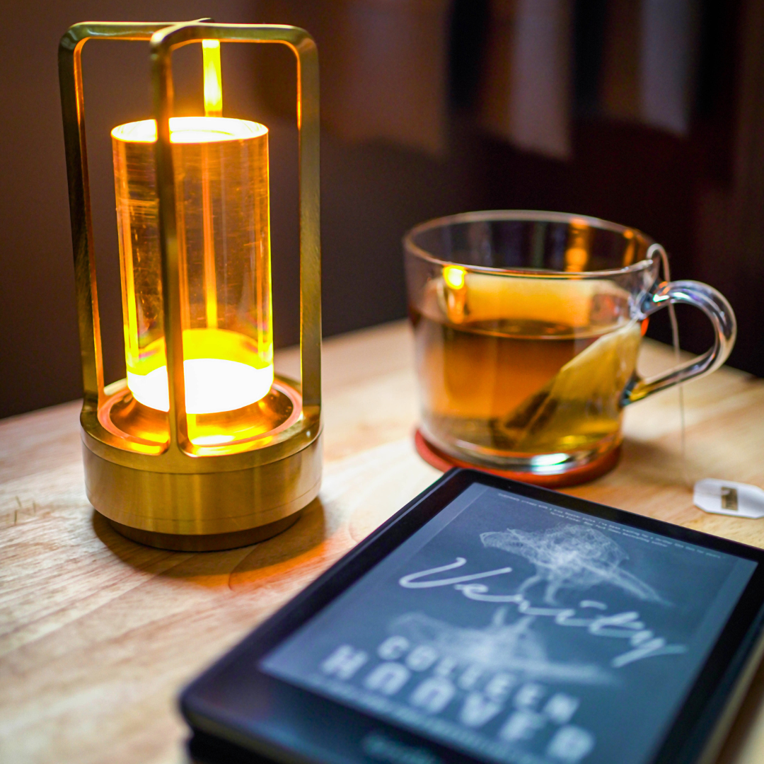 BowLift | LED Candle Effect Crystal Table Lamp