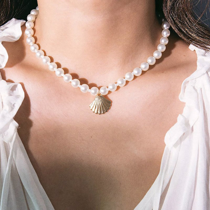 BowLift | Elegant Sea Shell Pearl Necklace