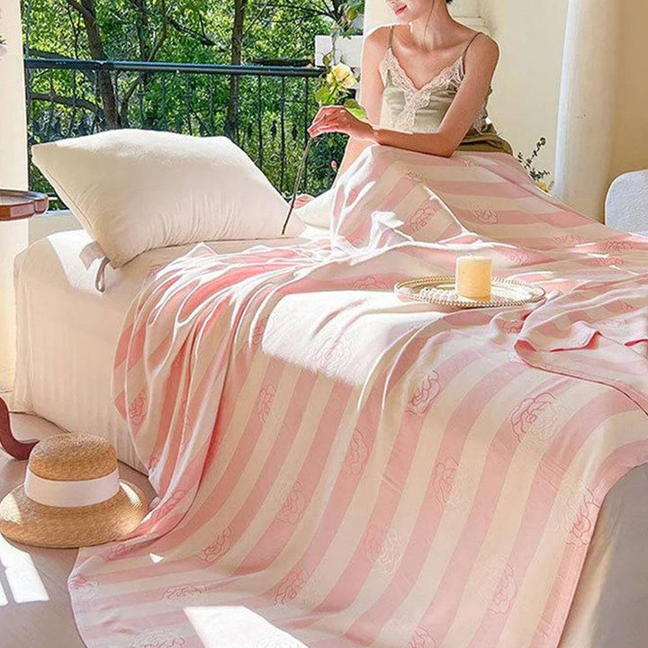 Cooling Bamboo Sheet - Soft, Lightweight and Breathable for Hot Sleepers | Bowlift
