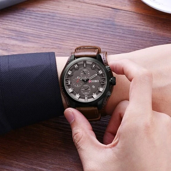 BowLift | Navigator Watch - Stylish and Functional