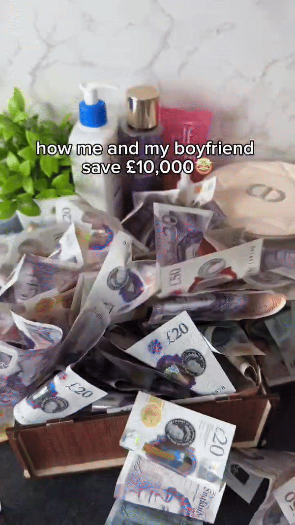 BowLift | Decorative Wooden Money Box