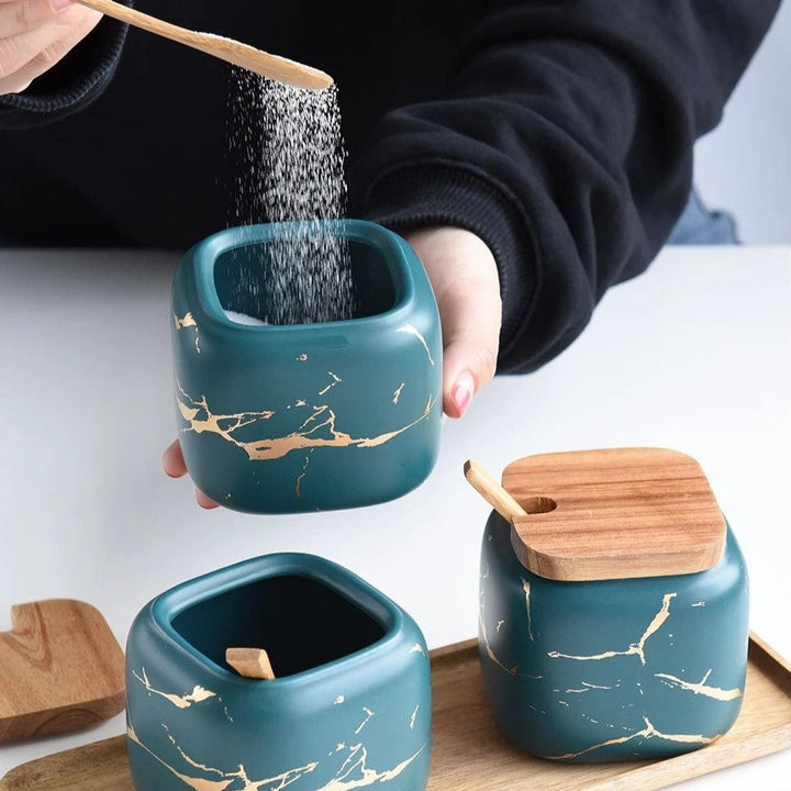 BowLift | Stylish spice storage with an artistic touch