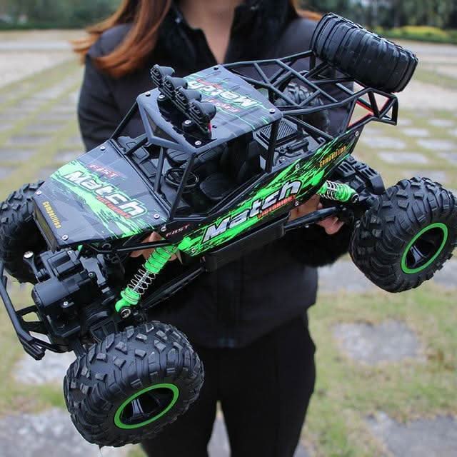 BowLift | Robust RC monster truck for any terrain