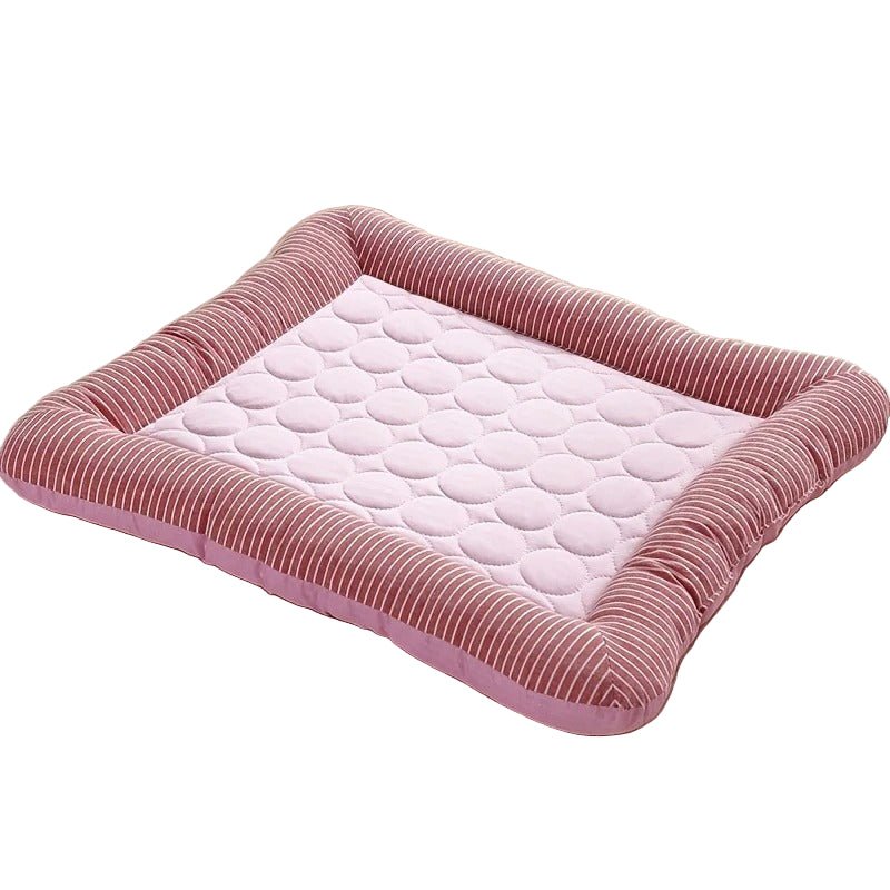 Cooling mat for pets with raised padded edge | Bowlift