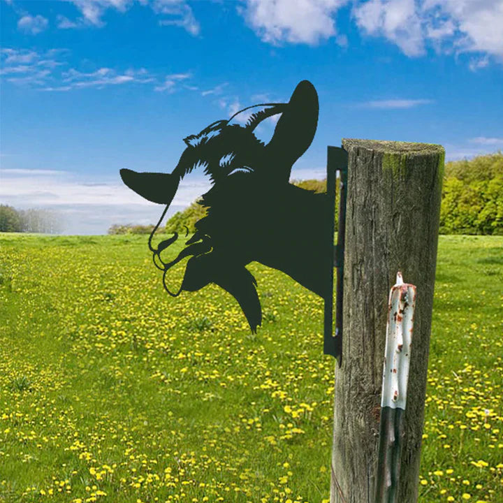 BowLift | Outdoor Garden Farm Spying Goat Metal Artwork Indoor Decoration